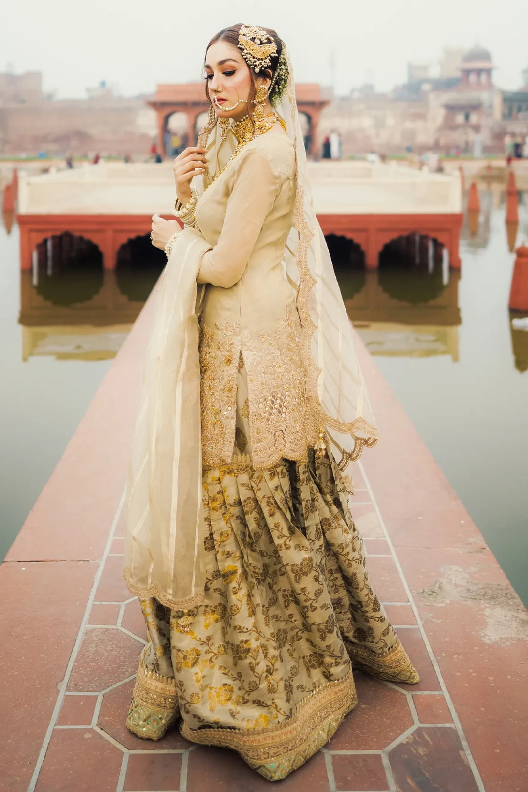 MOMINA FAIQ | MAJESTIC OPULENCE